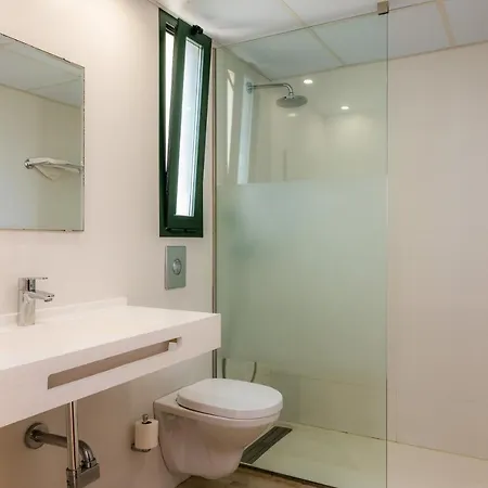 Apto Con Terraza 204 *