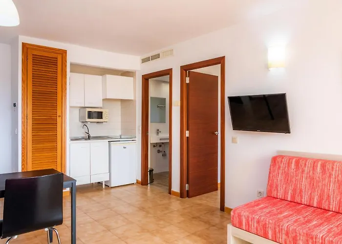 Будинок відпочинку Apto Con Terraza 204 Кала-Мільор