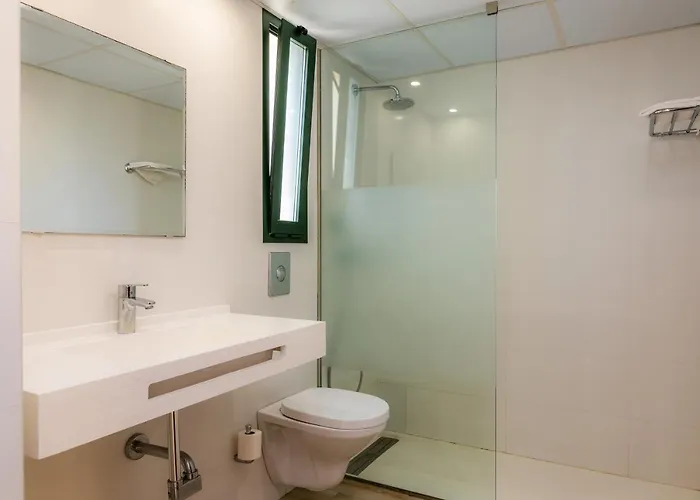 Apto Con Terraza 204 *