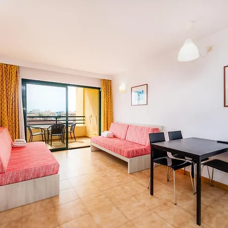 بيت للعطل Apto Con Terraza 204